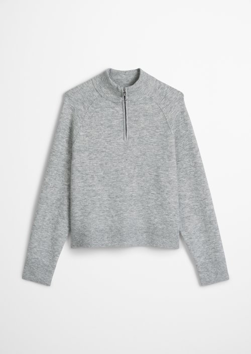 Troyer cropped — Stone Melange