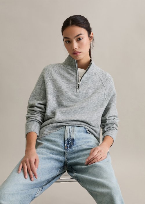 Troyer cropped — Stone Melange
