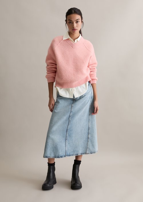 Cropped V-neck knitted sweater — Rose Powder