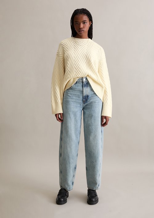 Relaxed knit sweater — White Blush