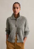 Chunky regular cardigan made from a soft virgin wool blend - gray