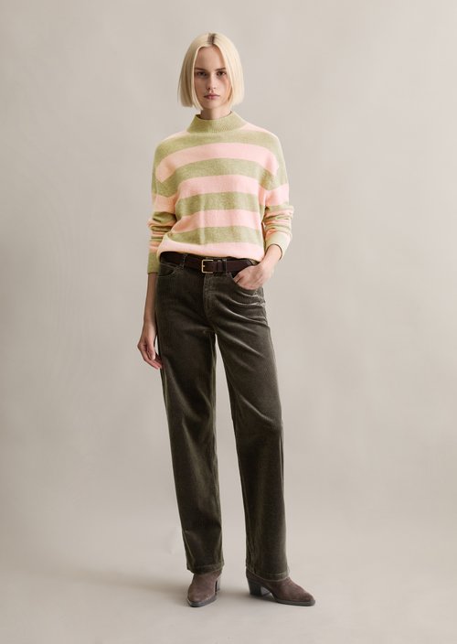 Corduroy pants model Tomma wide — Cloudburst