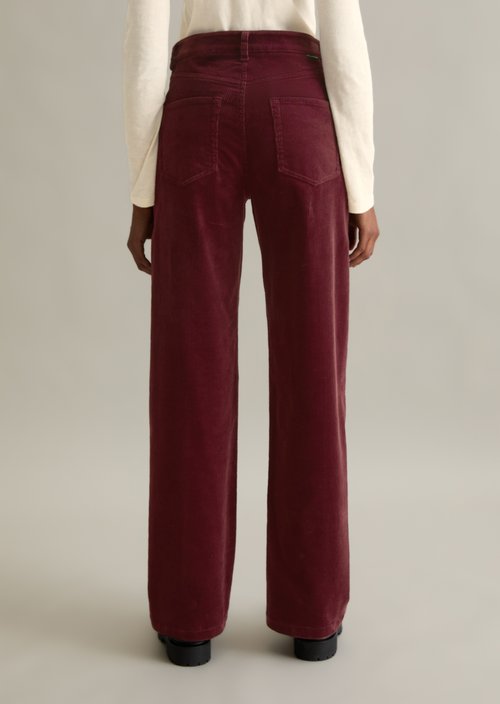 Corduroy pants model Tomma wide — Dark Maroon