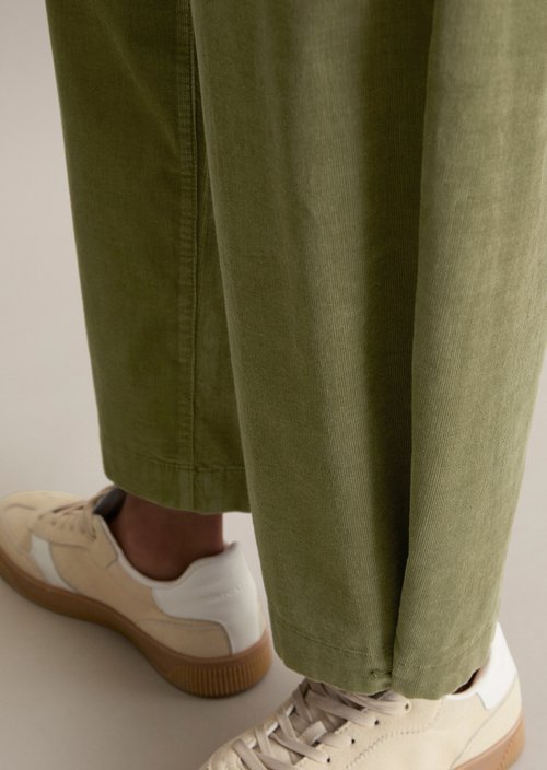 Corduroy pants loose — Desert Sage