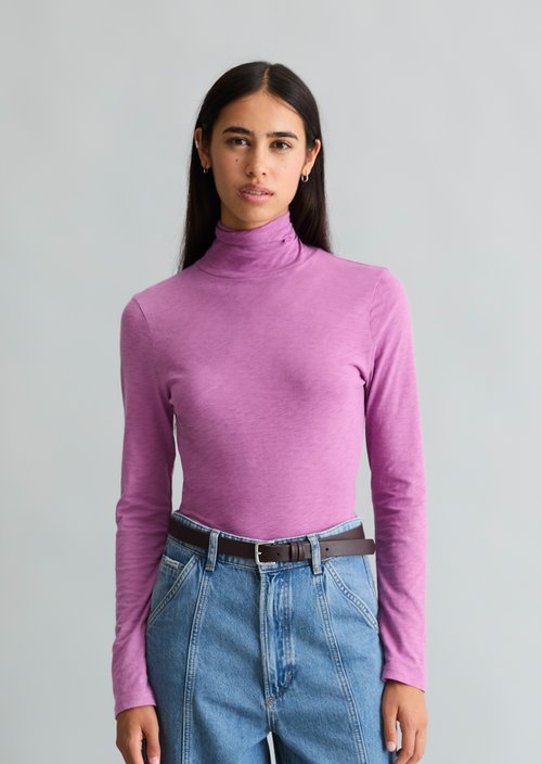 Slim-Fit Long-Sleeve Turtleneck — Smoky Grape