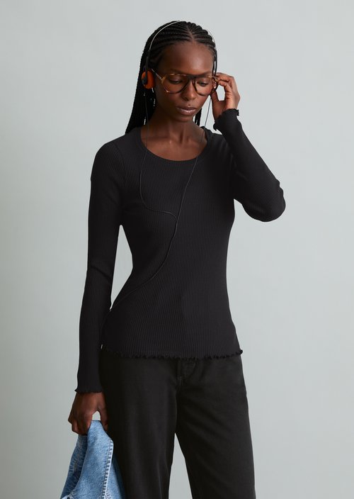 Slim-fit long-sleeve shirt — Black