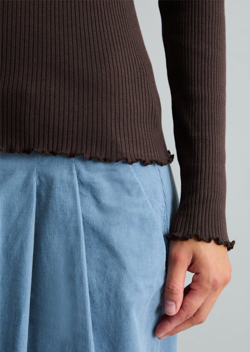 Slim-fit long-sleeve shirt — Espresso Brown