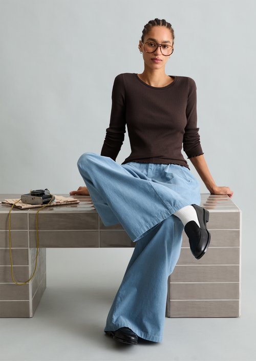 Slim-fit long-sleeve shirt — Espresso Brown