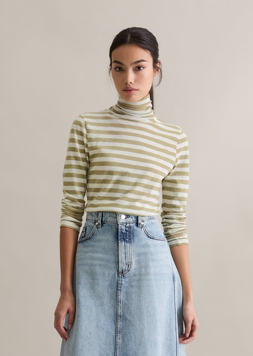 Long sleeve with turtleneck — Light Green