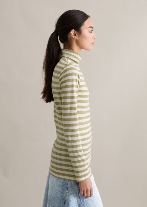 Long sleeve with turtleneck — Light Green