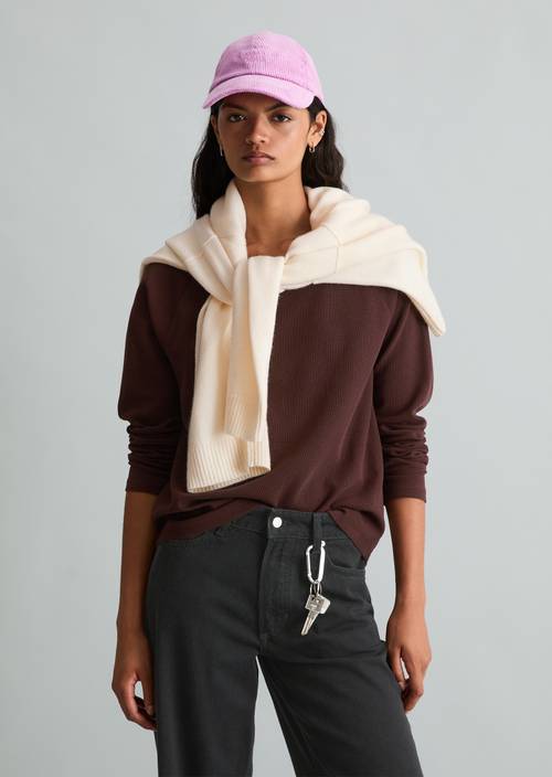 Longsleeve regular Espresso Brown in Frontalansicht
