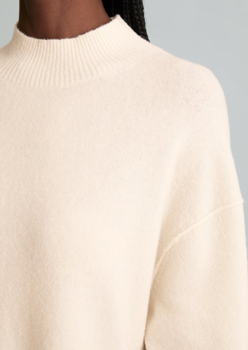 Knitted sweater regular — White Blush