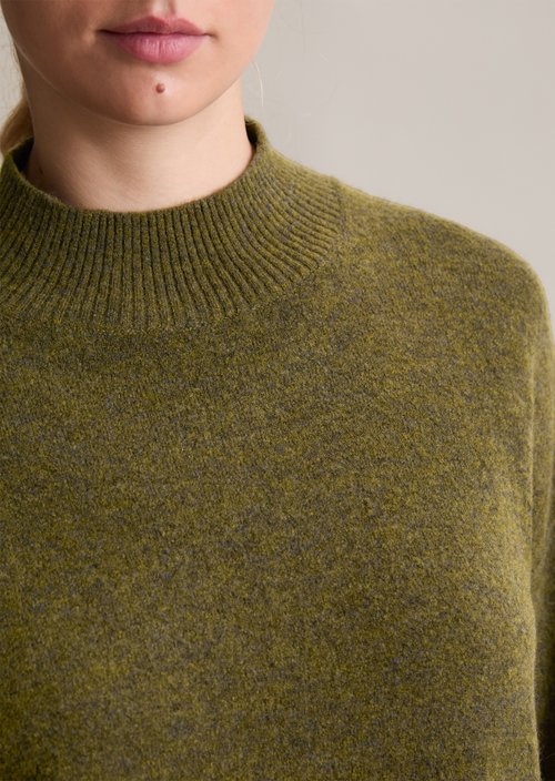 Knitted sweater regular — Dark Green Melange