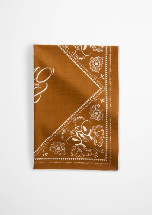 Bandana Medium Brown in vooraanzicht
