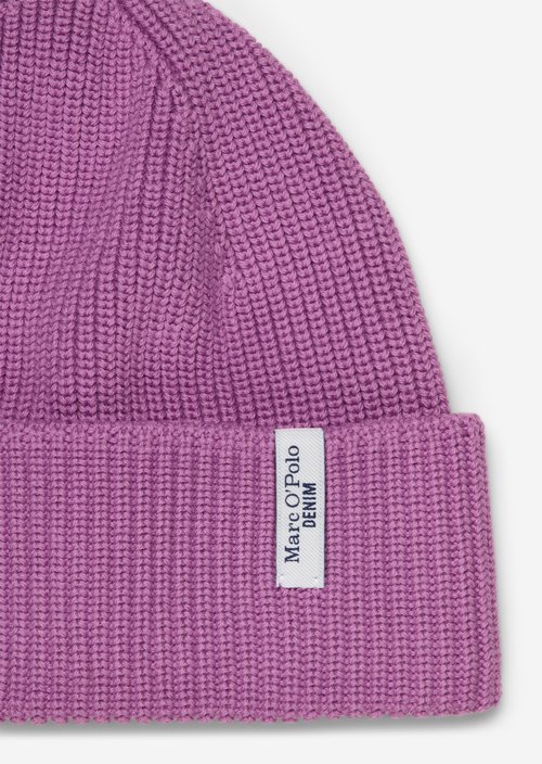 Knitted hat — Smoky Grape