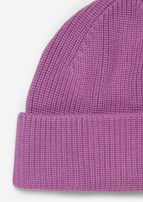 Knitted hat — Smoky Grape