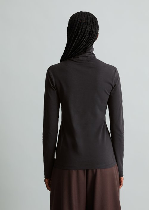 Turtleneck longsleeve slim — Black