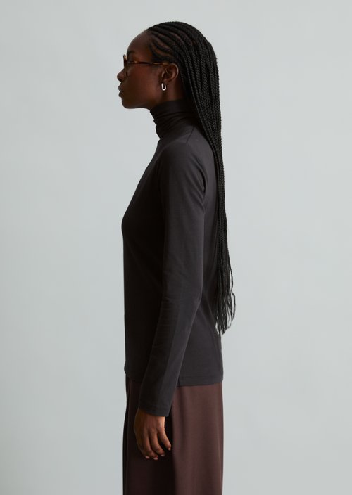 Turtleneck longsleeve slim — Black