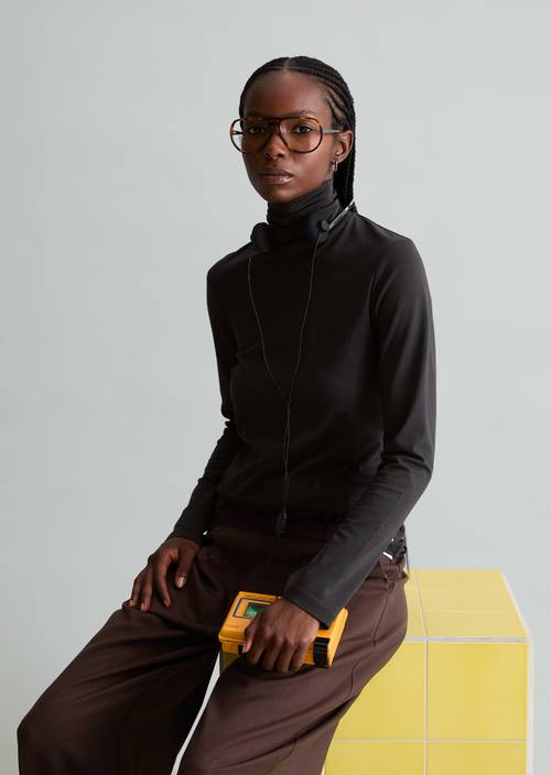 Turtleneck manches longues slim Black en vue de face