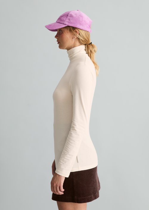 Turtleneck longsleeve slim — White Blush