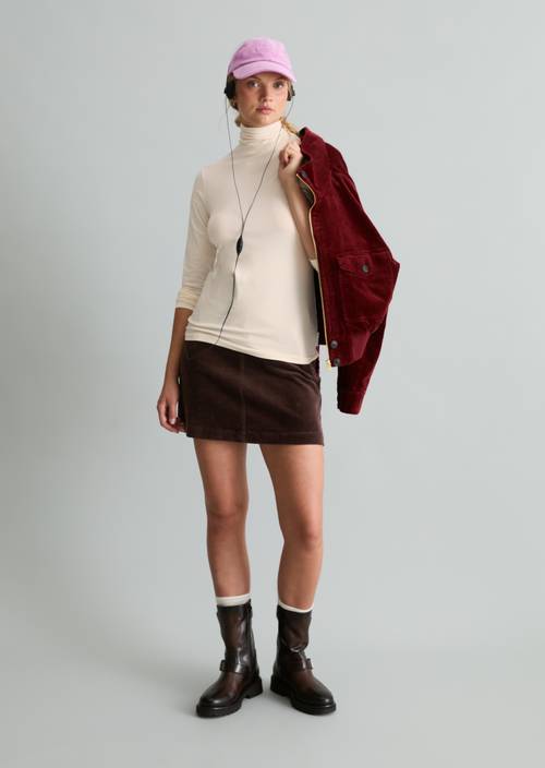Turtleneck manches longues slim White Blush en vue de face