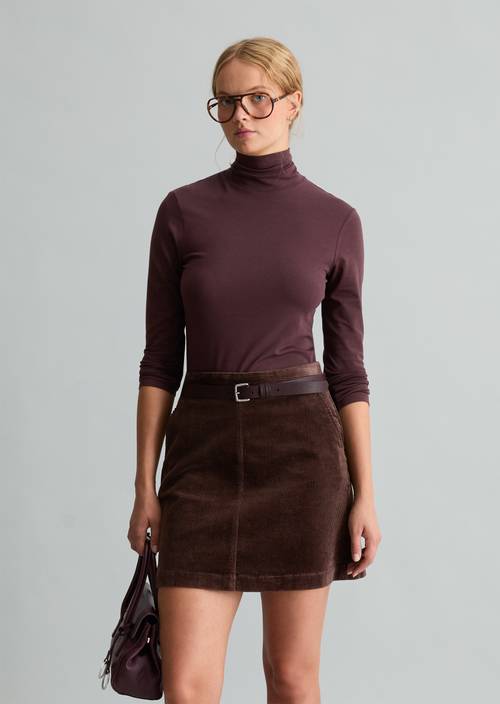 Turtleneck longsleeve slim Espresso Brown in front view