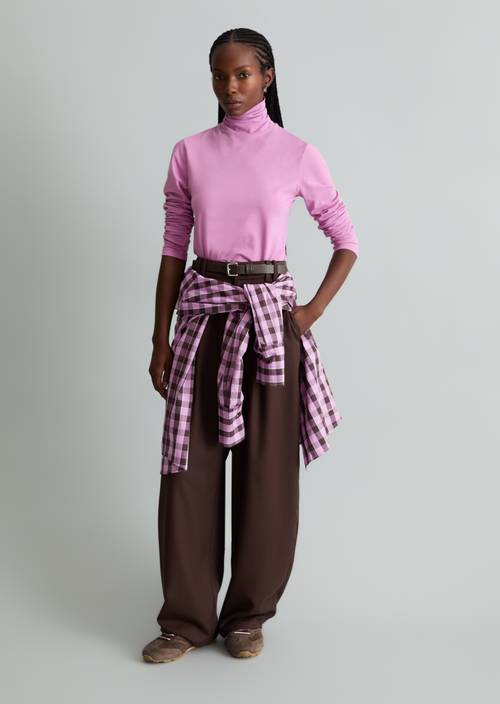 Turtleneck manches longues slim Smoky Grape en vue de face