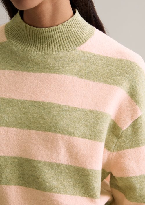 Striped knitted sweater regular — Medium Pink