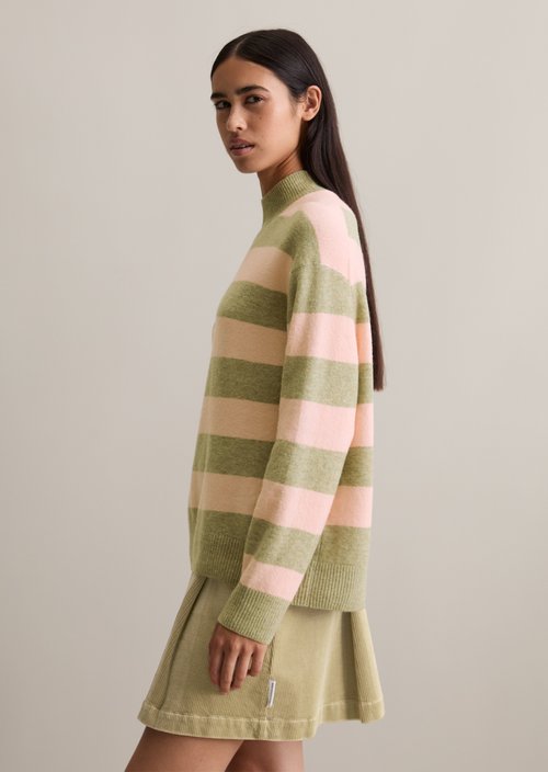 Striped knitted sweater regular — Medium Pink
