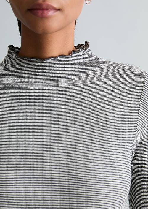 T-shirt long à côtes slim Dark Blue en vue détaillée