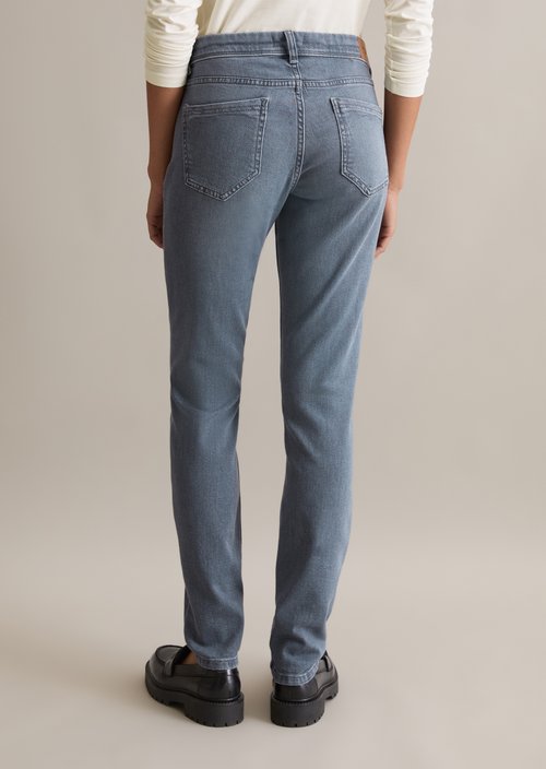 Jeans model Alva slim — Light Grey (alternate view)