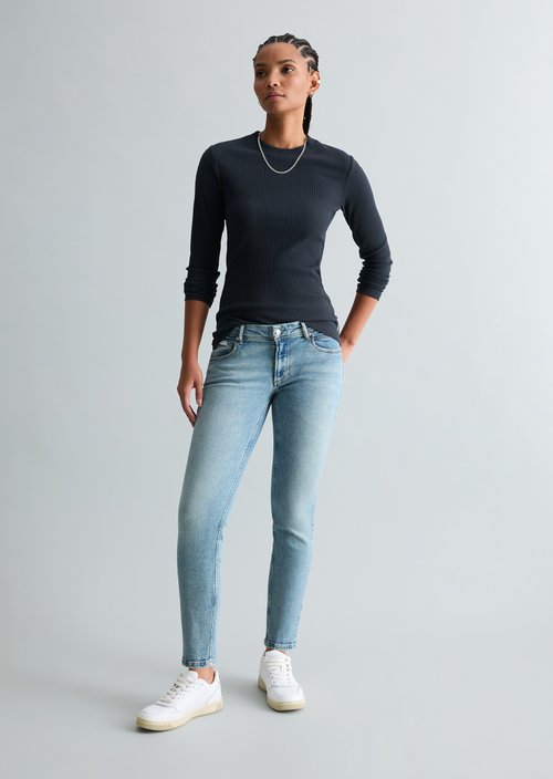Jeans model Alva slim cropped — Light Blue