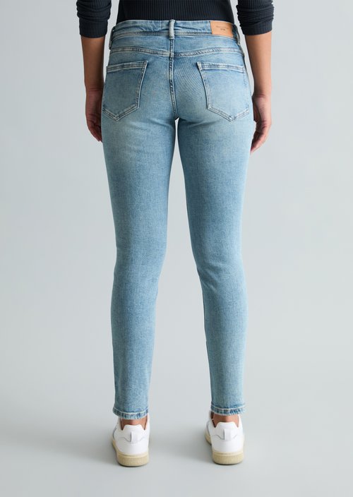Jeans model Alva slim cropped — Light Blue