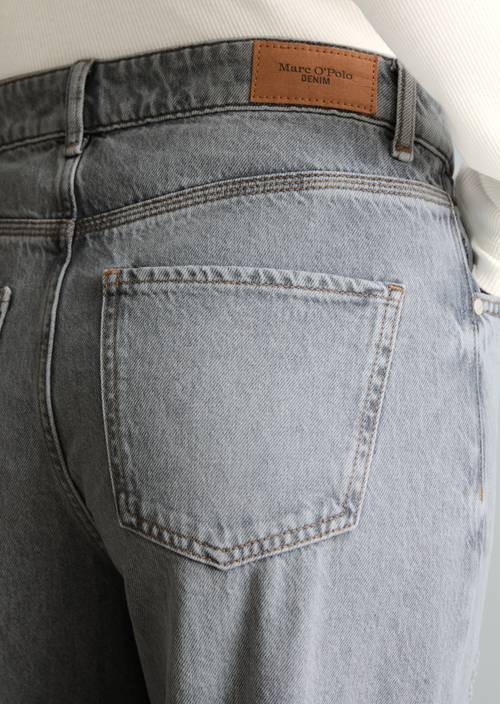 Jeans model Tomma wide Light Grey in detail view