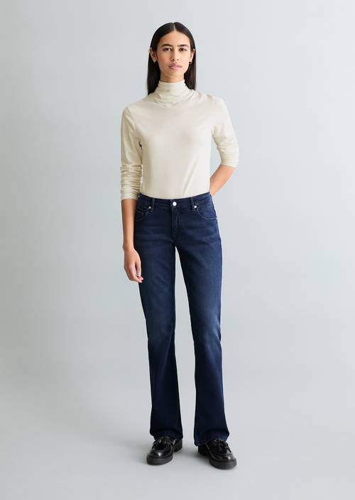 Jeans model Nella slim bootcut Dark Blue in front view