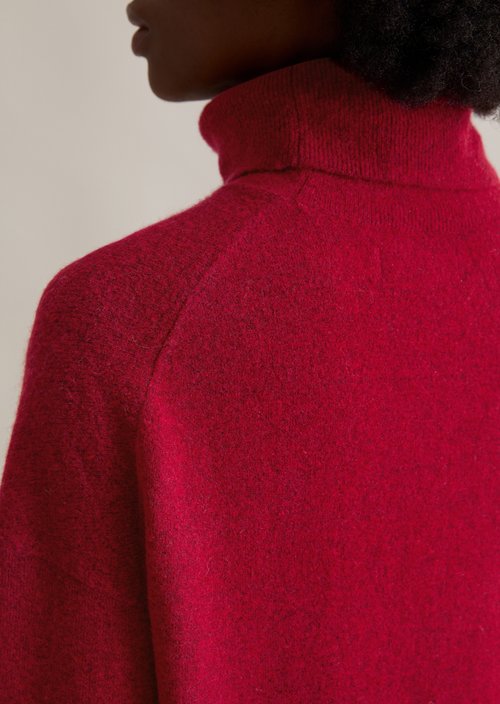 Regular turtleneck sweater — Red Mulberry