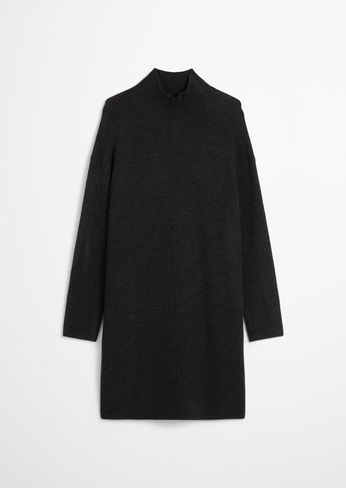 Knitted dress regular — Black