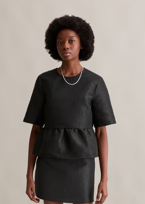 Regular short-sleeved blouse — Black