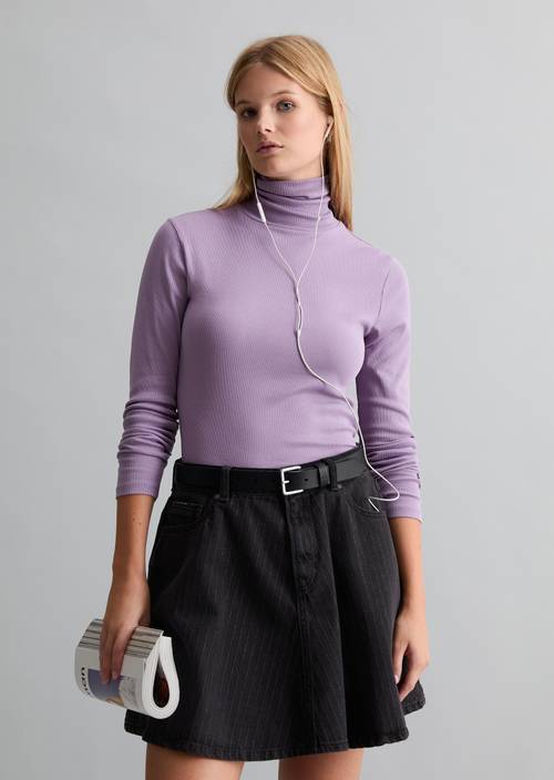 Turtleneck longsleeve slim Lumi Lilac in front view