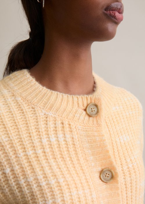 Chunky cropped cardigan — Bleached Apricot