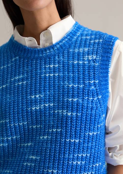 Luźny sweter Pale Cobalt w widoku szczegółowym