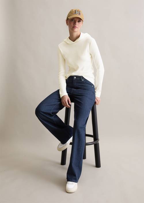 Hoodie longsleeve slim Silky White in front view