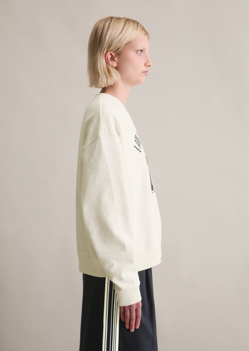 College-style relaxed sweatshirt — Silky White