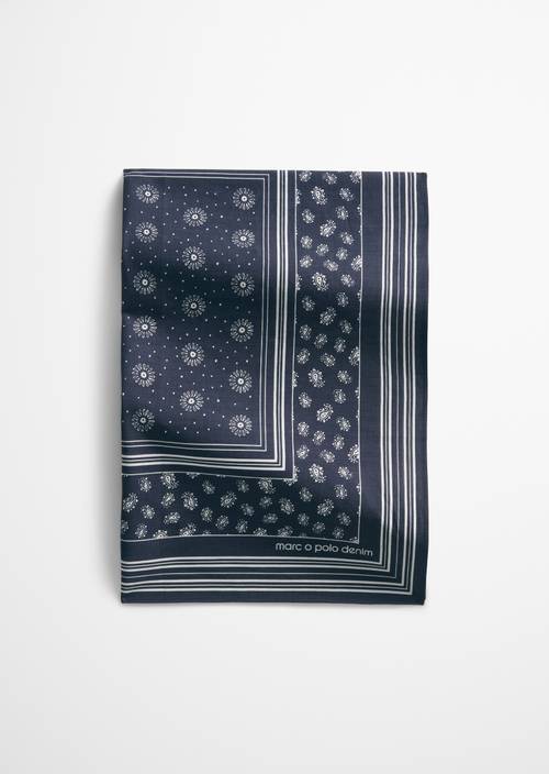 Bandana Dark Blue in front view