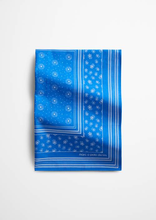 Bandana Bright Blue in front view