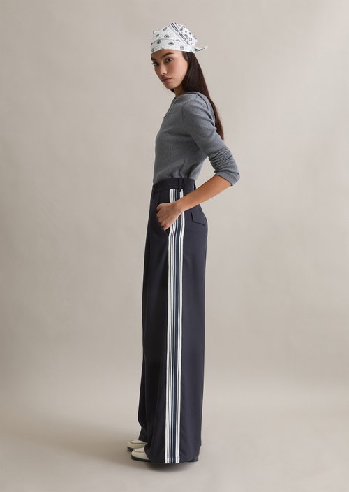 Twill pleated trousers relaxed — Blue Depths