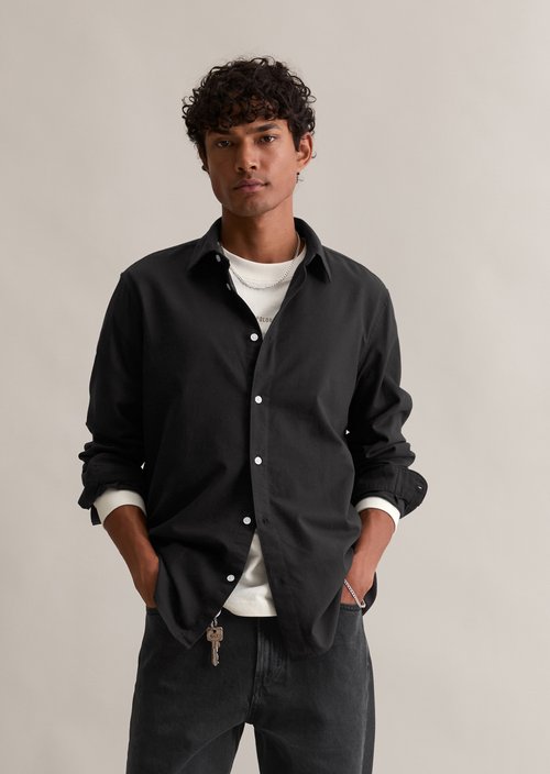 Regular shirt — Black