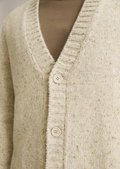 Relaxed cardigan made from a soft virgin wool blend - beige