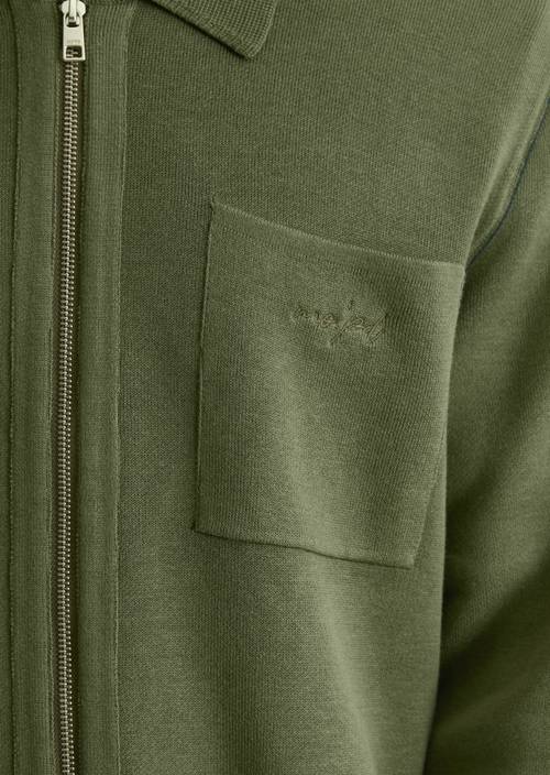 Veste en tricot loose Dark Moss en vue détaillée