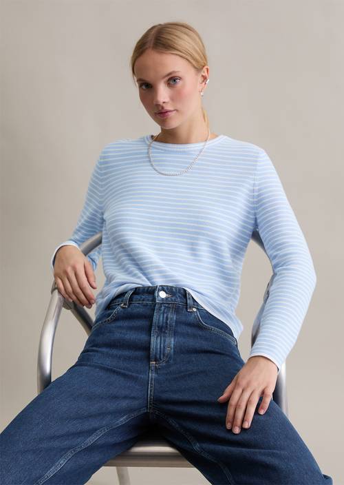 Regular gestreepte trui Light Blue in vooraanzicht
